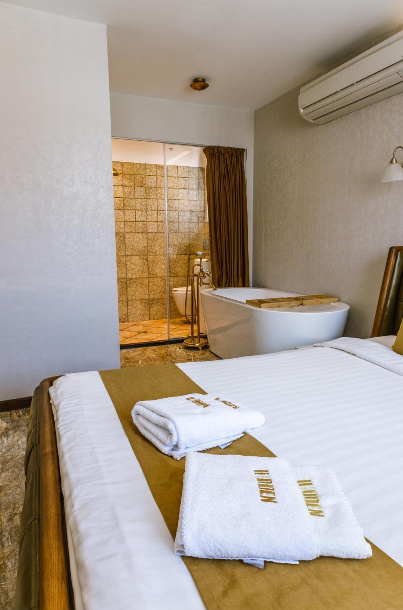 Hidden Bank: Cash Apartment พลอฟดิฟ ภายนอก รูปภาพ